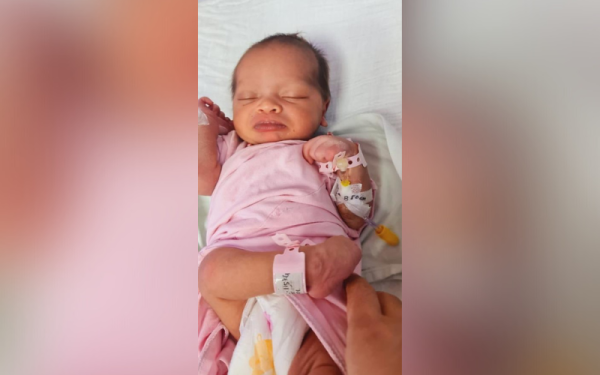 JKM sedang mengesan ibu kandung dan waris bayi perempuan yang ditinggalkan di Kampung Sungai Karang pada 2 Julai lalu.