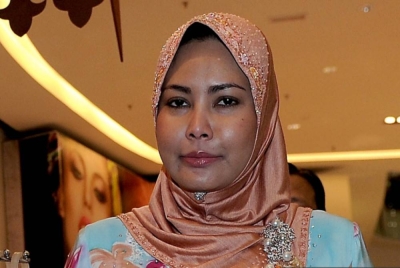 Sultanah Nur Zahirah - Foto Bernama