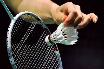 Saingan badminton 100PLUS Jelajah Remaja Elit 2022 Pusingan Akhir semakin hampir ke kemuncaknya apabila pusingan round robin melibatkan lapan kumpulan bagi acara perseorangan serta beregu lelaki dan perempuan melabuh tirai. - Foto AFP