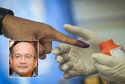 Gambar kecil: Ahmad Atory