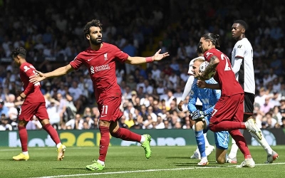 Salah (dua, kiri) meraikan jaringan penyamaan Liverpool ketika menentang Fulham dalam aksi Liga Perdana Inggeris (EPL) di Craven Cottage, London. - Foto AFP