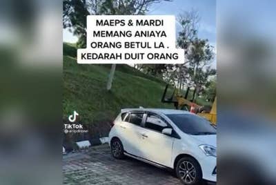 Tangkap layar video memaparkan sebuah kereta didakwa disaman tanpa notis di MAEPS.