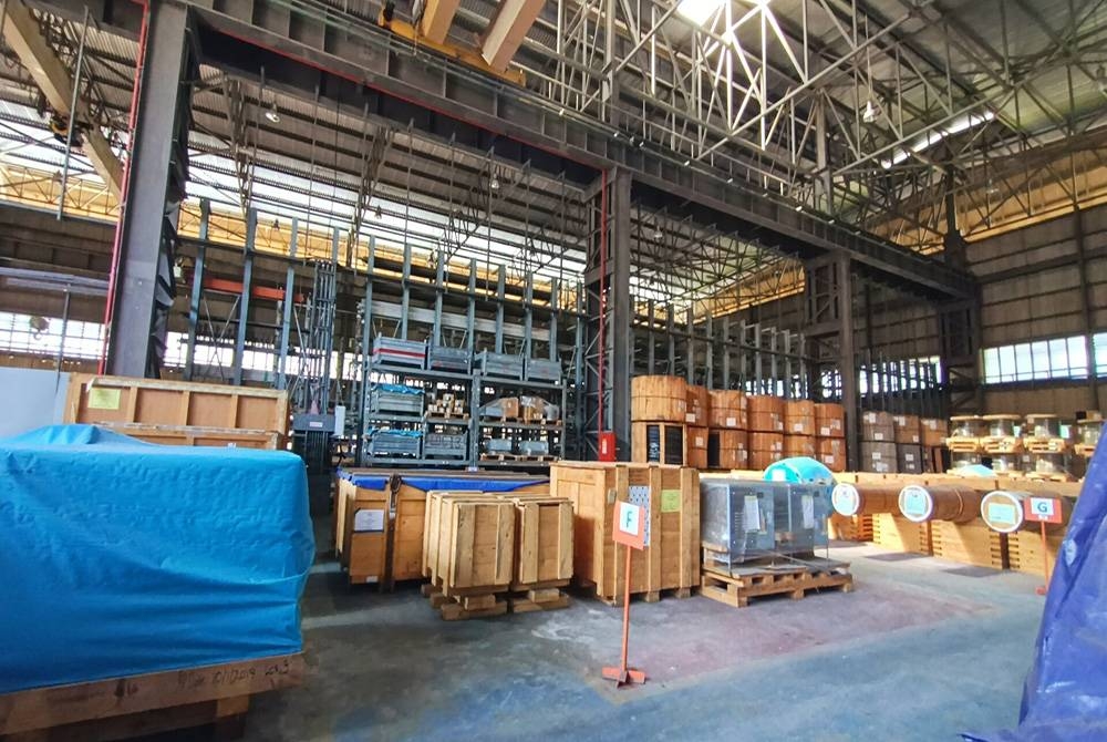 Masalah keusangan perkakasan LCS masih boleh diurus dan dipelihara sekiranya penyelenggaraan rutin dijalankan.