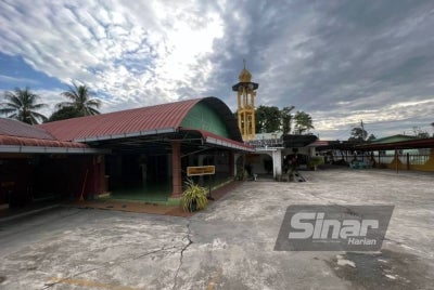 Masjid Ar-Rahmah Mukim Pangkal Kalong, Ketereh perlukan dana segera untuk pembelian tanah bagi projek naik taraf.