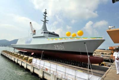 Pengamal media akan dibawa melawat tapak pembinaan kapal tempur pesisir (LCS) di Boustead Naval Shipyard (BNS) Lumut, Perak hari ini.