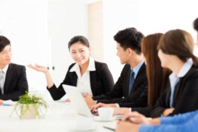 Fenomena penghijrahan individu berkemahiran tinggi atau brain drain yang melanda negara ini bukan lagi mengenai gaji dan faedah yang tinggi. - Gambar hiasan 123RF