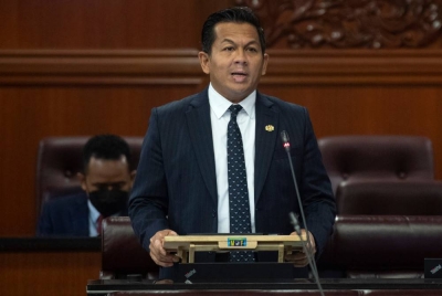 Mohd Shahar pada Persidangan Dewan Negara di Bangunan Parlimen pada Selasa. - Foto Bernama
