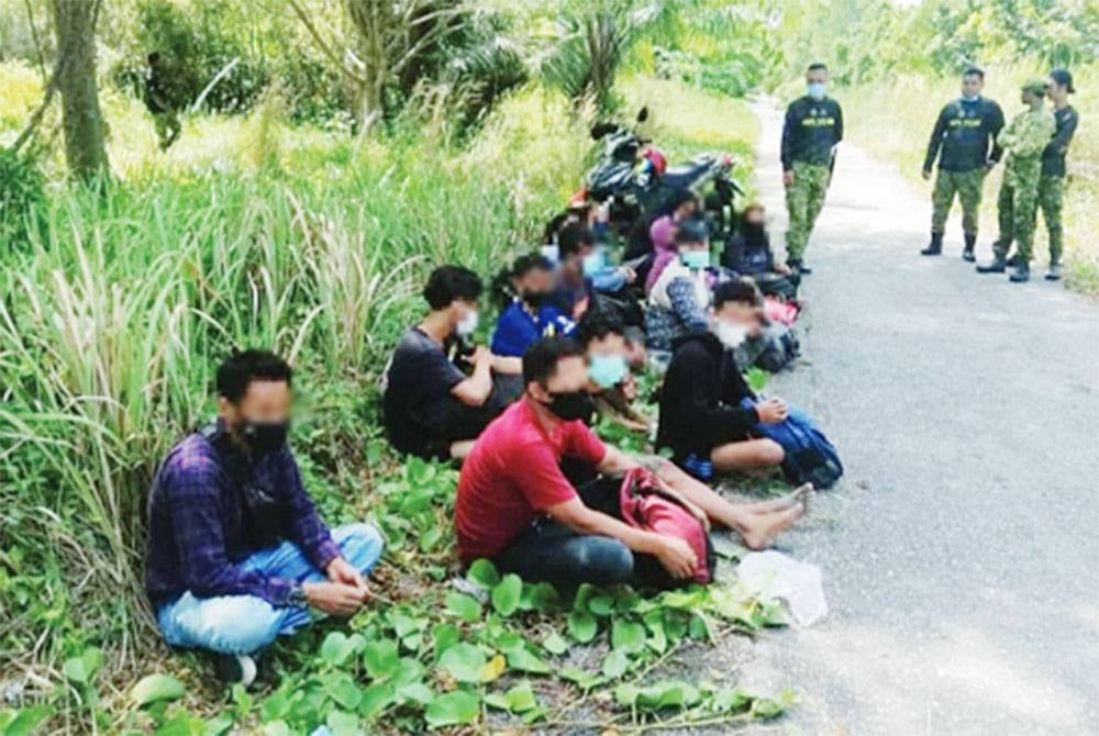 Segelintir warga tempatan yang bertindak menjadi duri dalam daging merencatkan usaha pihak berkuasa dalam mencegah jenayah penyeludupan PATI.