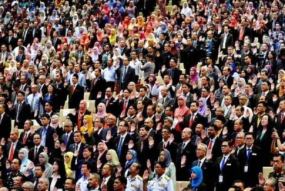 Perdana Menteri, Datuk Seri Ismail Sabri Yaakob memberi bayangan akan mengumumkan berita gembira untuk penjawat awam 30 Ogos ini. - Gambar hiasan