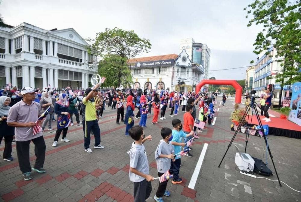 Warga Klang tidak melepaskan peluang menyertai Hari Klang Tanpa Kenderaan.