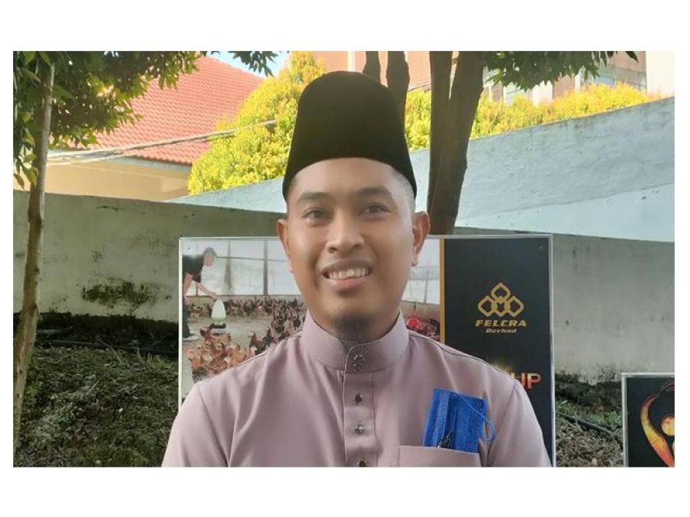 Azri Khairi