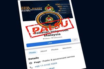 Akaun Facebook palsu yang dikesan menggunakan logo Imigresen dan kenyataan Ketua Pengarah Imigresen. - Foto FB Jabatan Imigresen Malaysia