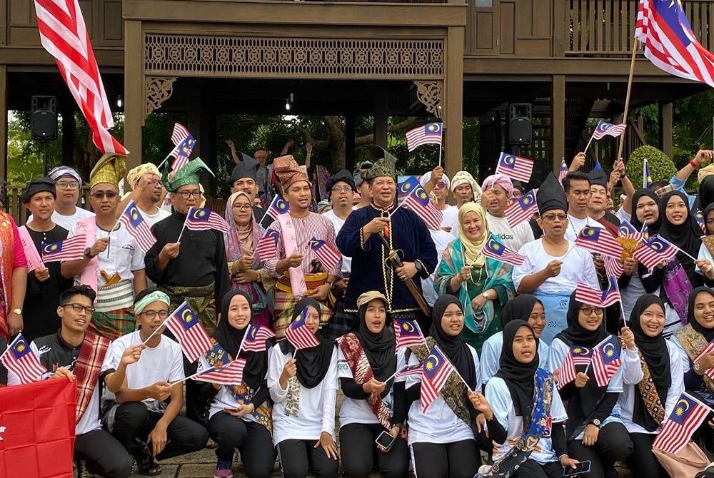 Pelancaran Bulan Kemerdekaan Peringkat UMK di Bachok pada Khamis berlangsung dengan penuh gemilang.