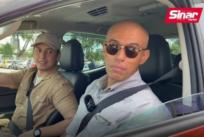 Altimet (kanan) berpandangan seseorang wakil rakyat atau YB perlu tinggal di kawasan yang diwakilinya demi memberikan perkhidmatan lebih baik kepada rakyat.