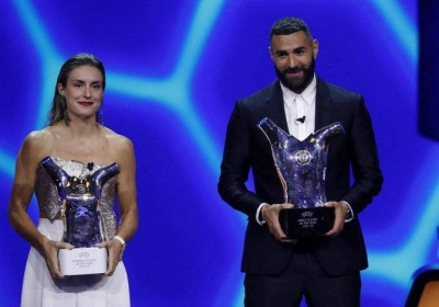 Benzema (kanan) dan Putellas dianugerahkan sebagai pemain terbaik UEFA bagi kategori lelaki serta wanita pada satu majlis di Istanbul pada Jumaat. - Foto Agensi.