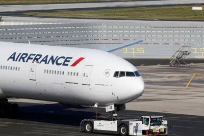 Insiden terbongkar selepas Agensi Siasatan Udara Perancis (BEA) mengeluarkan laporan mendakwa segelintir juruterbang Air France gagal mematuhi prosedur ketika insiden keselamatan. - Foto Agensi