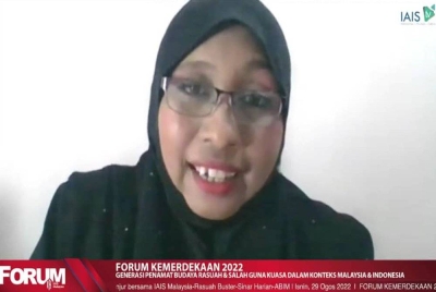 Nurhayati ketika Forum Kemerdekaan Malaysia dan Indonesia 2022 yang bertemakan ‘Generasi Penamat Budaya Rasuah dan Salah Guna Kuasa Dalam Konteks Malaysia-Indonesia’ yang diadakan secara maya pada Isnin.