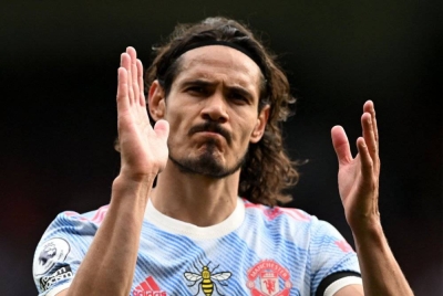 Cavani mengikat kontrak selama dua tahun bersama Valencia. - Foto Agensi