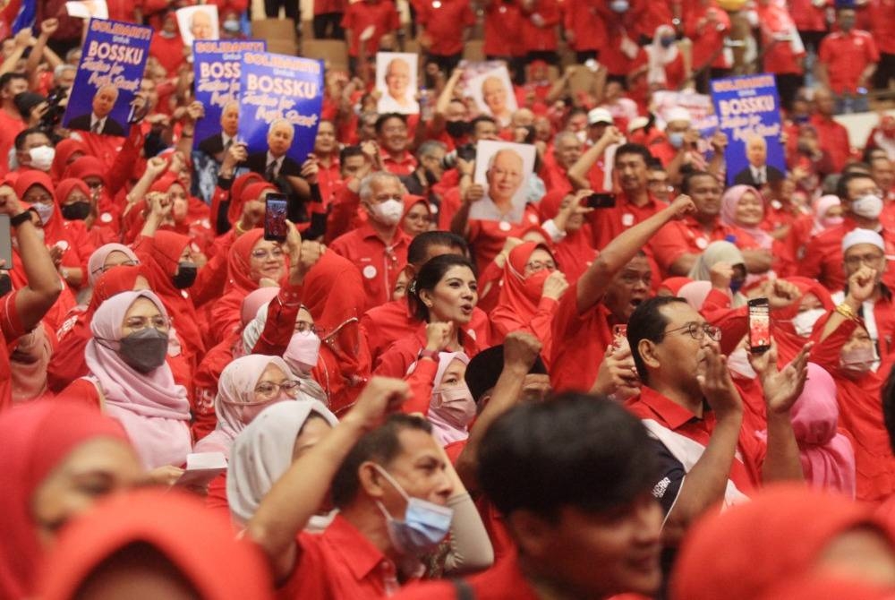 Ramai melihat aura Najib telah membantu UMNO dan BN dalam beberapa Pilihan Raya Kecil dan Pilihan Raya Negeri sebelum ini.