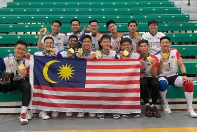 Skuad lelaki muncul juara Kejohanan Dodgeball Dunia 2022 di Kanada pada Ahad. - Foto Persatuan Dodgeball Malaysia.