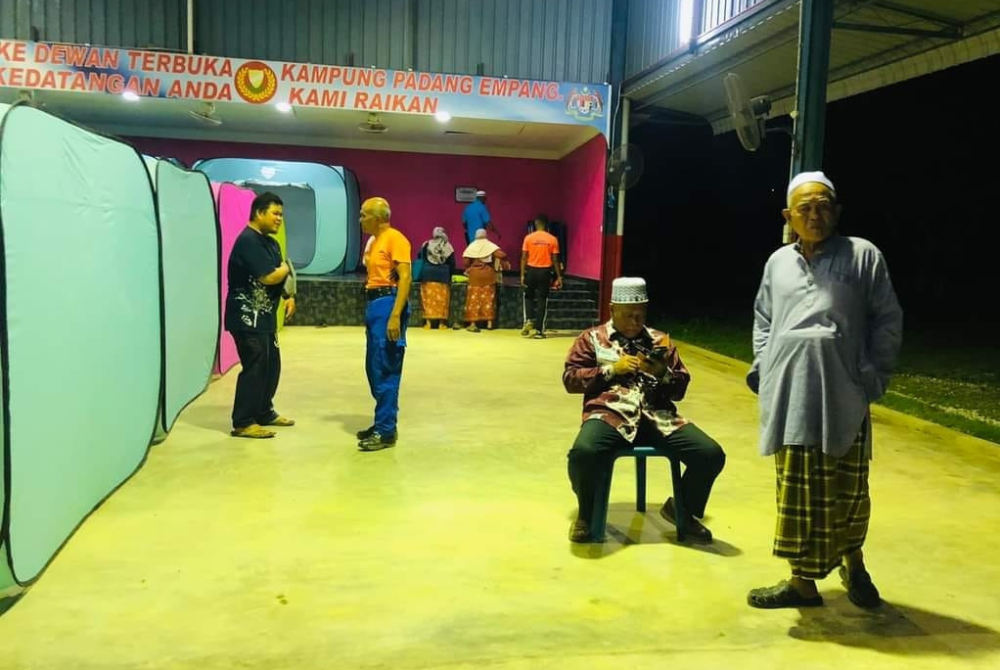 Mangsa dipindahkan ke dua buah PPS sejak Selasa.