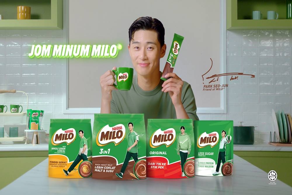 Park Seo-Jun bersama variasi produk Milo.