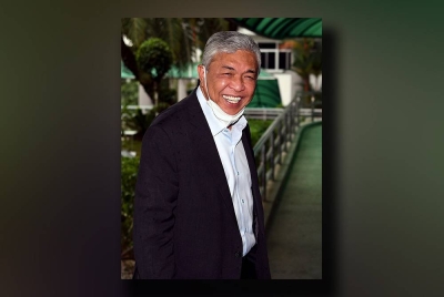 Bekas Timbalan Perdana Menteri Datuk Seri Dr Ahmad Zahid Hamidi hadir di Kompleks Mahkamah Tinggi Shah Alam bagi pendengaran hujahan kes rasuah berkaitan Sistem Visa Negara (VLN), pada Rabu. - Foto Bernama