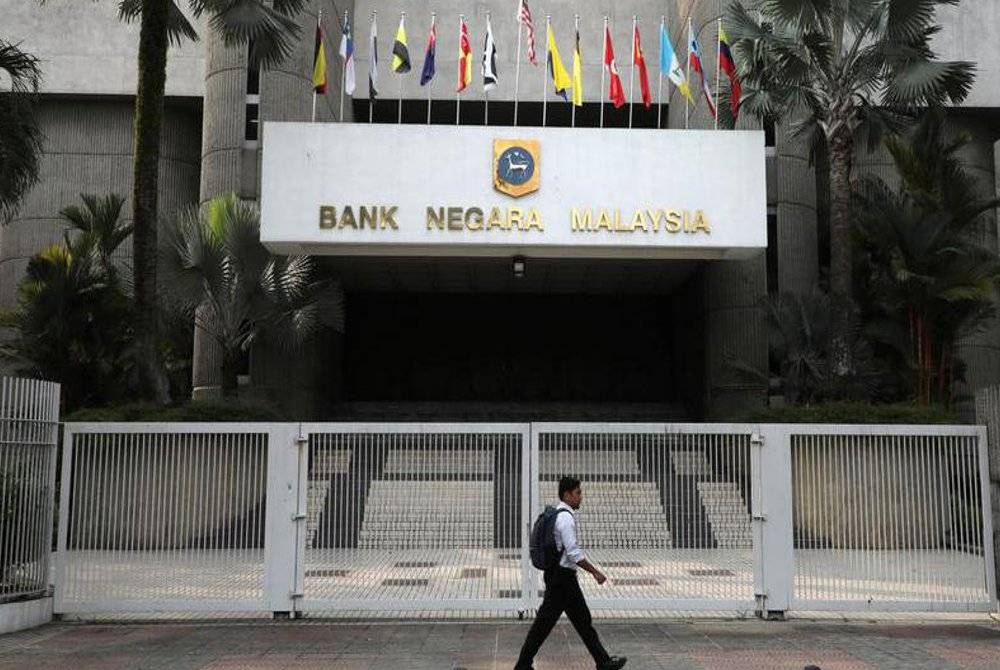 BNM mengingatkan bahawa pertumbuhan global berdepan cabaran daripada dasar memperketat monetari di kebanyakan negara. - Foto hiasan 