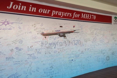 Pesawat MH370 hilang sejak 8 Mac 2014 didakwa kini berada di sebuah pulau batu karang kecil di tengah-tengah Lautan Hindi itu. - Foto 123rf 