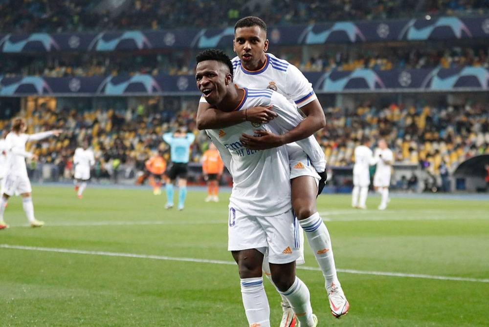 Vinicius (depan) bersama Rodrygo, gandingan baharu Real Madrid. - Foto: MARCA