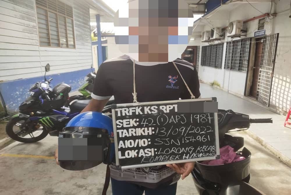 Seorang remaja ditahan dalam Op Samseng Jalanan di sekitar pusat bandar Alor Setar, pada Selasa.