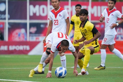 Antara aksi pasukan negara ketika menentang Mongolia pada aksi kelayakan Piala Asia B-20 2023 di Stadium MFF Ulaanbaatar. - Foto AFC