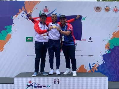 Nur Aiman (tengah) mengungguli acara lepas beramai-ramai individu di Sukma MSN 2022 di Seremban pada Khamis.