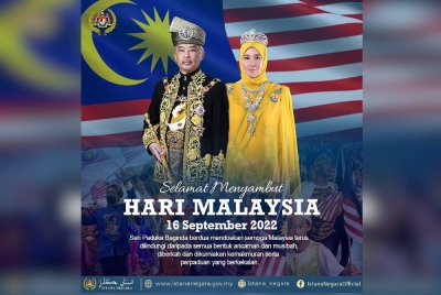 Seri Paduka Baginda berdua mendoakan semoga Malaysia terus dilindungi daripada semua bentuk ancaman dan musibah, diberkati dan dikurniakan kemakmuran serta perpaduan yang berkekalan. - Foto Facebook Istana Negara