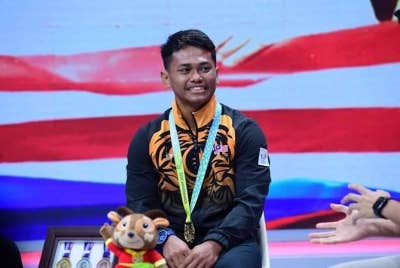 Aniq masih menaruh harapan angkat berat disenaraikan kembali sebagai sukan teras, biarpun berdepan isu doping pada Sukma 2022. Foto FB Lensa IPT.