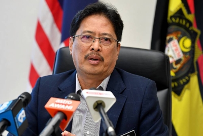 Azam Baki. - Foto Bernama