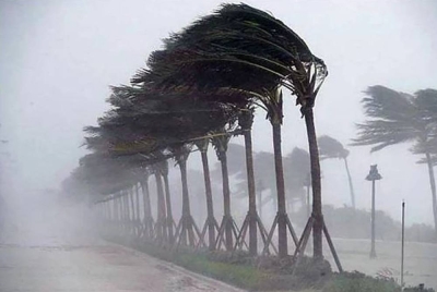 Thailand bersiap sedia hadapi kemungkinan hujan lebat dan banjir kilat susulan taufan Noru kini bergerak menghala ke arah barat pada kelajuan kira-kira 35 kilometer (km) sejam dan dijangka mendarat di tengah Vietnam pada Rabu. - Gambar hiasan