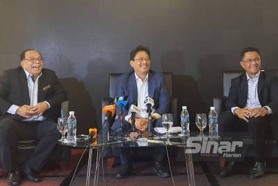 Azam ketika sesi dialog bersama media dalam program Cakna Rasuah: SPRM Bersama Media Zon Utara pada Khamis.