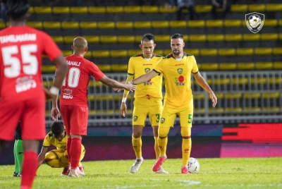 KDA FC tewas 0-1 kepada PJ City FC pada aksi Liga Super di Stadium Darul Aman pada Sabtu. - Foto KDA FC