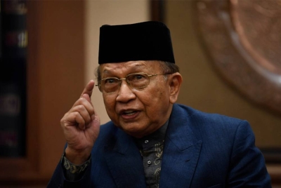 Rais Yatim - Foto Bernama
