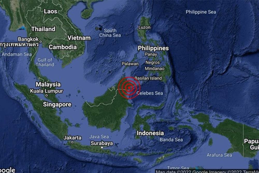 Menurut MetMalaysia, pusat gempa itu berlaku di koordinat 4.6 darjah utara dan 118.2 darjah timur dengan jarak 13 kilometer barat daya dari Kunak, pada 11.10 malam