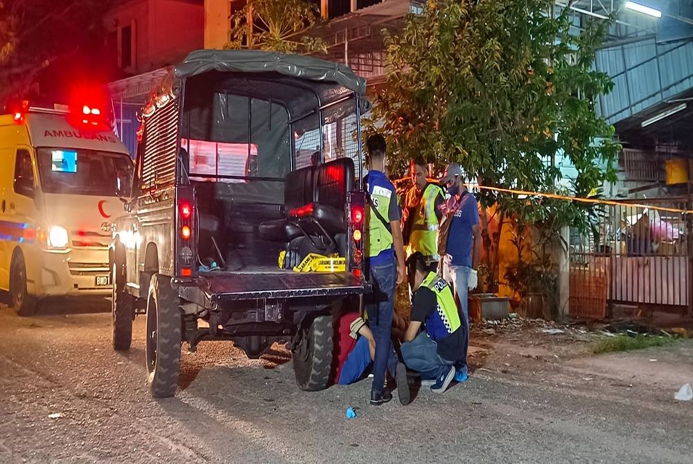 Polis menjalankan siasatan lanjut di lokasi pekerja asing ditemukan maut di Ipoh.