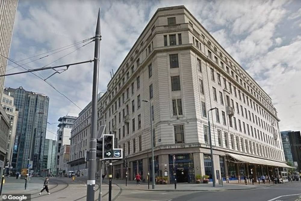 Kes saman seorang guru sekolah rendah kerana tidak memanggil nama murid perempuan sebagai lelaki didengar di Mahkamah Tinggi Birmingham dalam minggu ini. - Foto Google