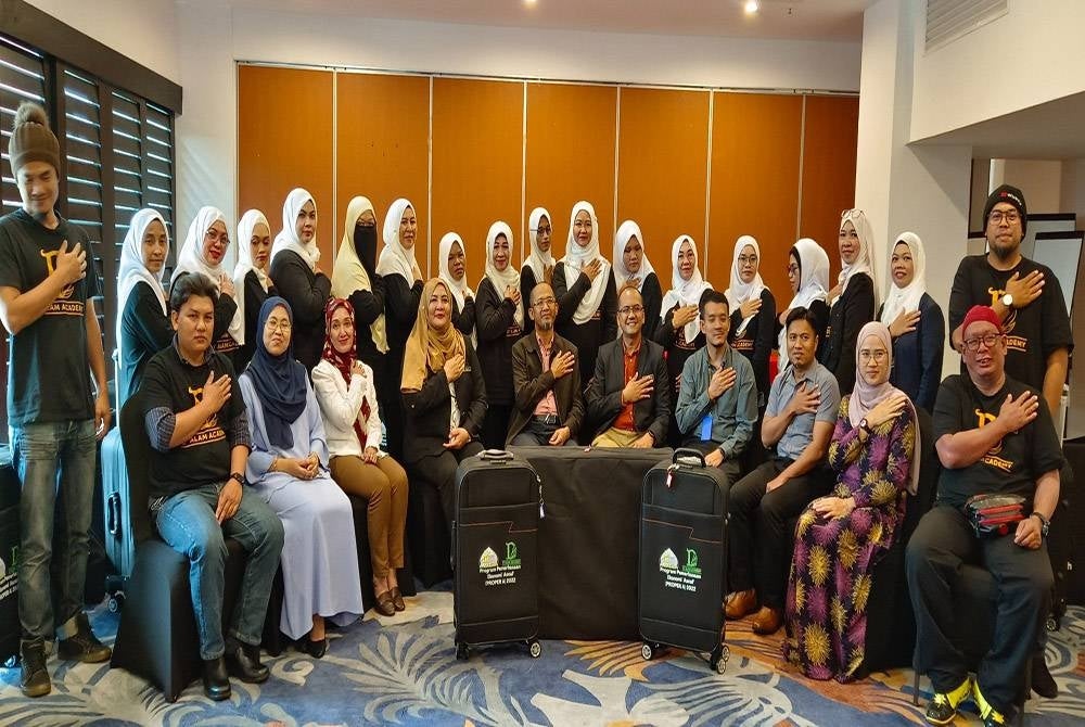 Seramai 20 peserta terdiri daripada golongan asnaf menyertai program.Proper A sebagai permulaan untuk miliki perniagaan sendiri.