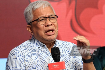 Hussammuddin ketika berucap Majlis Pelancaran dan Sidang Media #Satu Jari Sempena Pilihan Raya Umum Ke-15 - Satu Jari Bebas Rasuah di Kompleks Kumpulan Karangkraf di sini pada Selasa. - Foto sinar Harian/ Rosli Talib