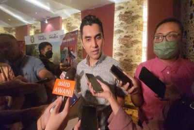 Khairul Firdaus ketika ditemui pemberita selepas hadir menandatangani memorandum persefahaman (MoU) antara Sabah FC dan Konsortium Ejen Pelancongan Sabah, di Kota Kinabalu.