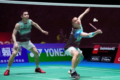 Aaron (kanan) dan Wooi Yik akan menentang pasangan Jerman pada Terbuka Dermark esok. -Foto Agensi.
