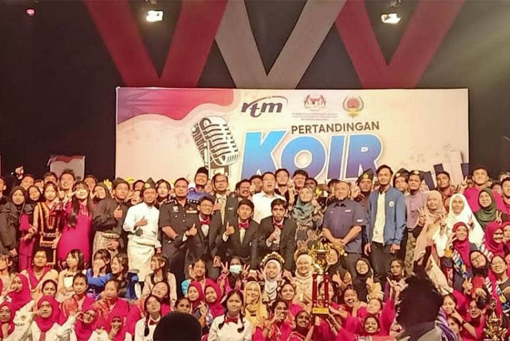 Tian Soon merasmikan Pertandingan Koir Perpaduan di Auditorium RTM Johor pada Khamis.