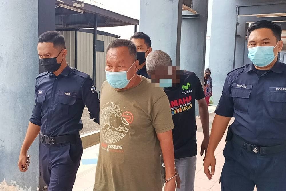 Tertuduh dibawa ke Mahkamah Majistret Ipoh pada Jumaat atas tuduhan membunuh seorang warga emas, Ahad lalu.