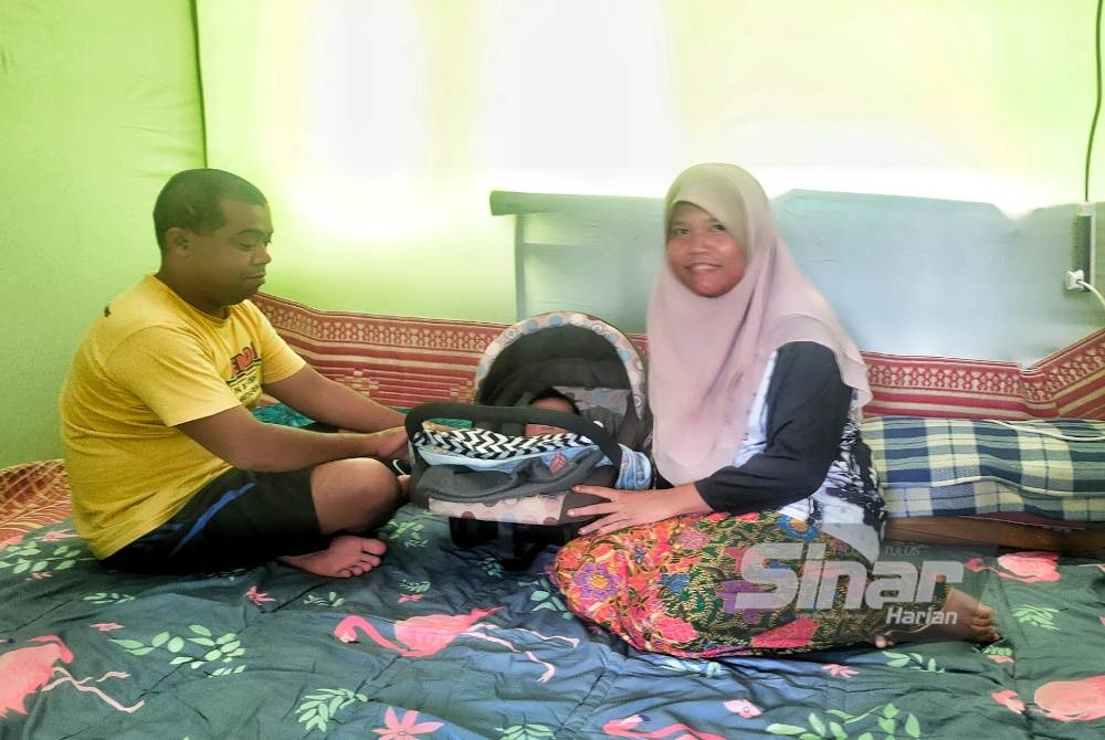 Rohima dan Suaminya.